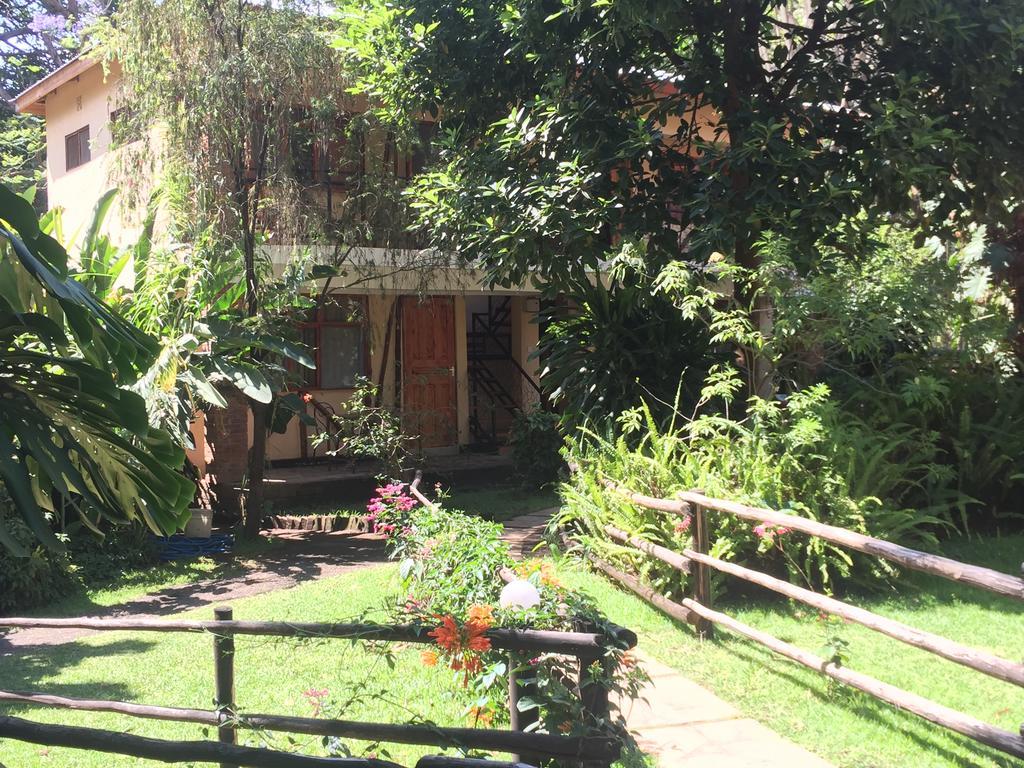 Outpost Lodge Arusha Exterior foto